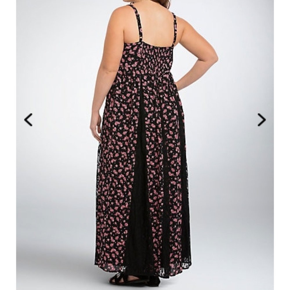 Beautiful flowing maxi - Picture 2 of 8